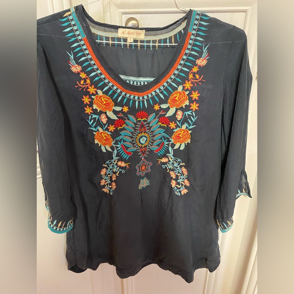 Embroidered Floral Blouse - Black